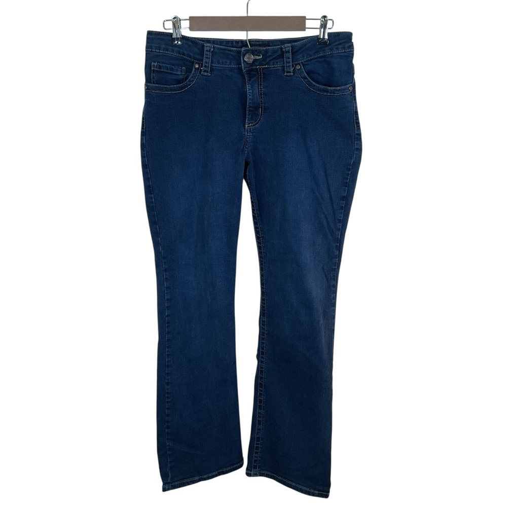 Lee Midrise Fit Women’s Denim Distressed Bootcut Jeans. Size see measurements